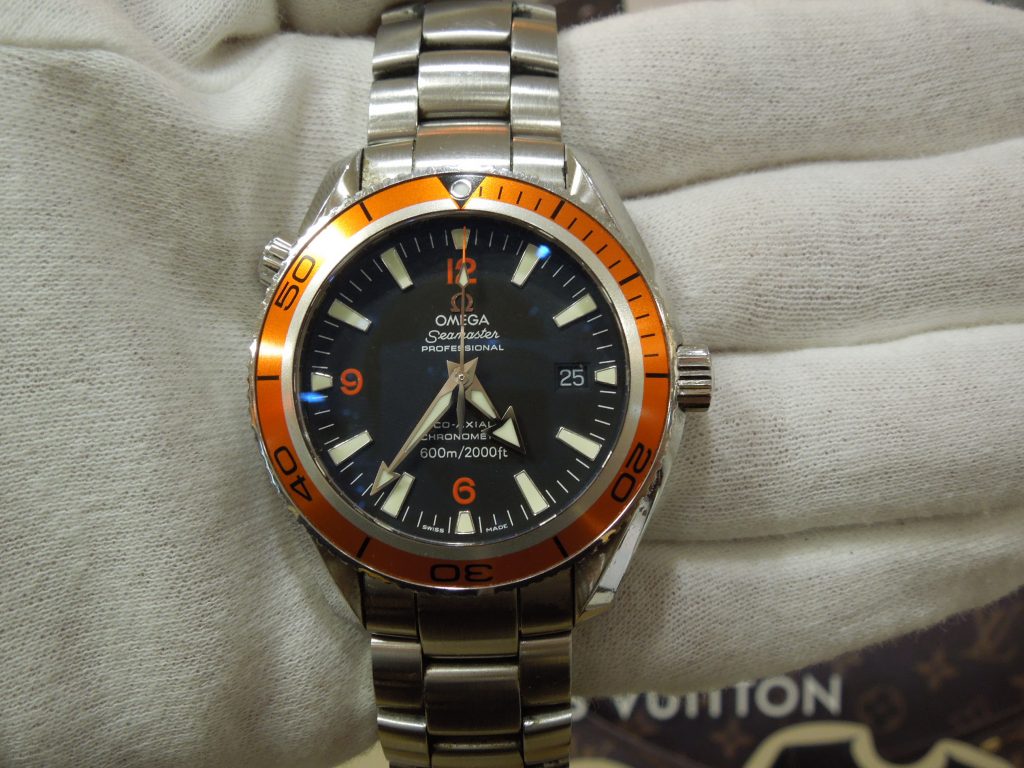 オメガの腕時計を尼崎で高くお買取ります！