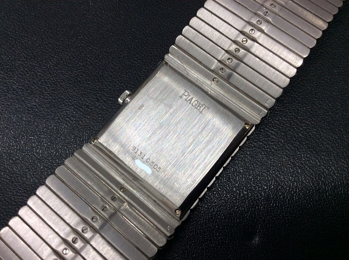 『ピアジェ』のWG、金無垢のダイヤ付き腕時計高価買取り致しました！！