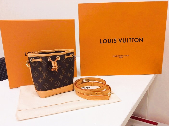 LOUIS VUITTON