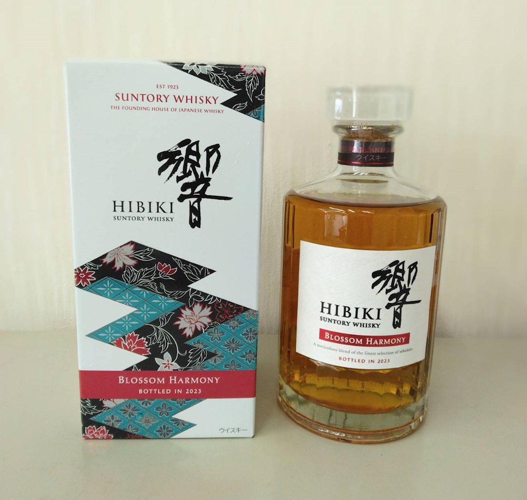 ウイスキー 響 BLOSSOM HARMONY 700ml 43度