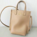TOMMY HILFIGER ショルダーバッグ レザー ベージュ