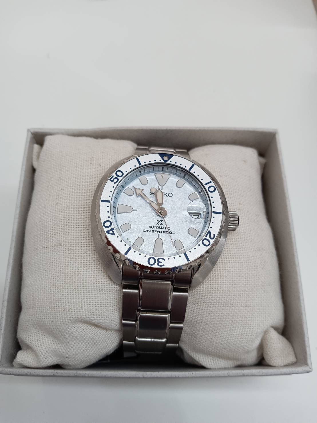 SEIKO 時計4R35-04H0