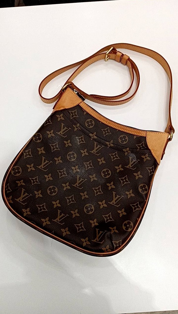 ヴィトン　バッグ