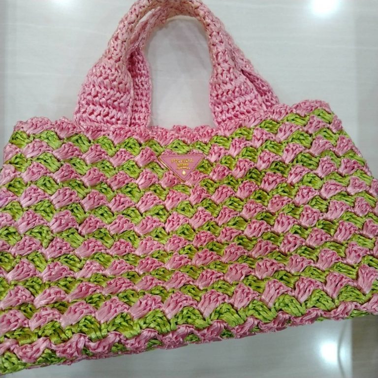 プラダ　バッグ