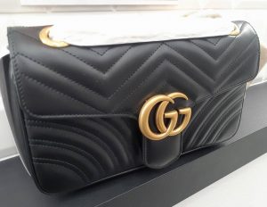 グッチ チェーンショルダーバッグ