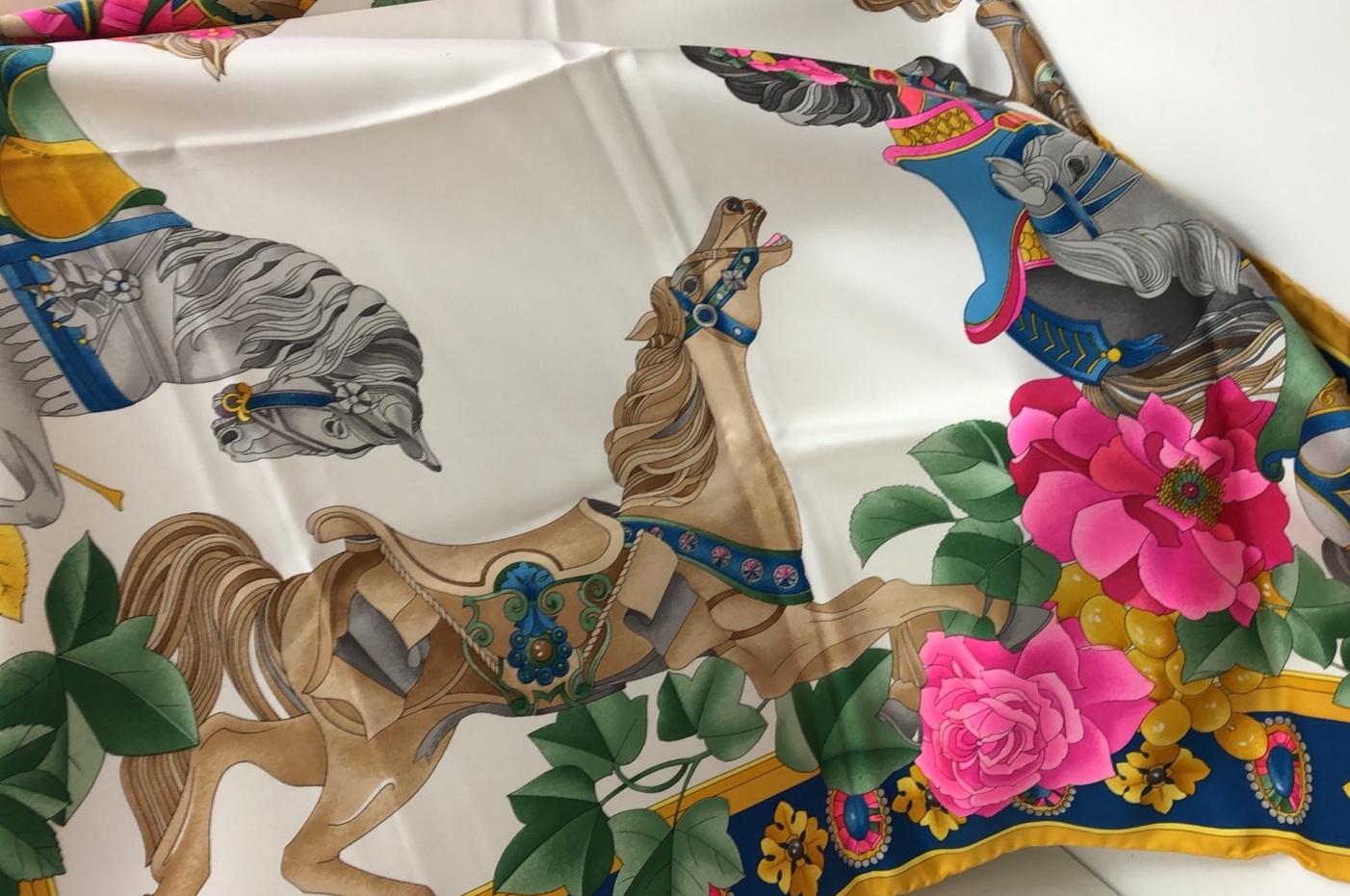 レオナール　スカーフ