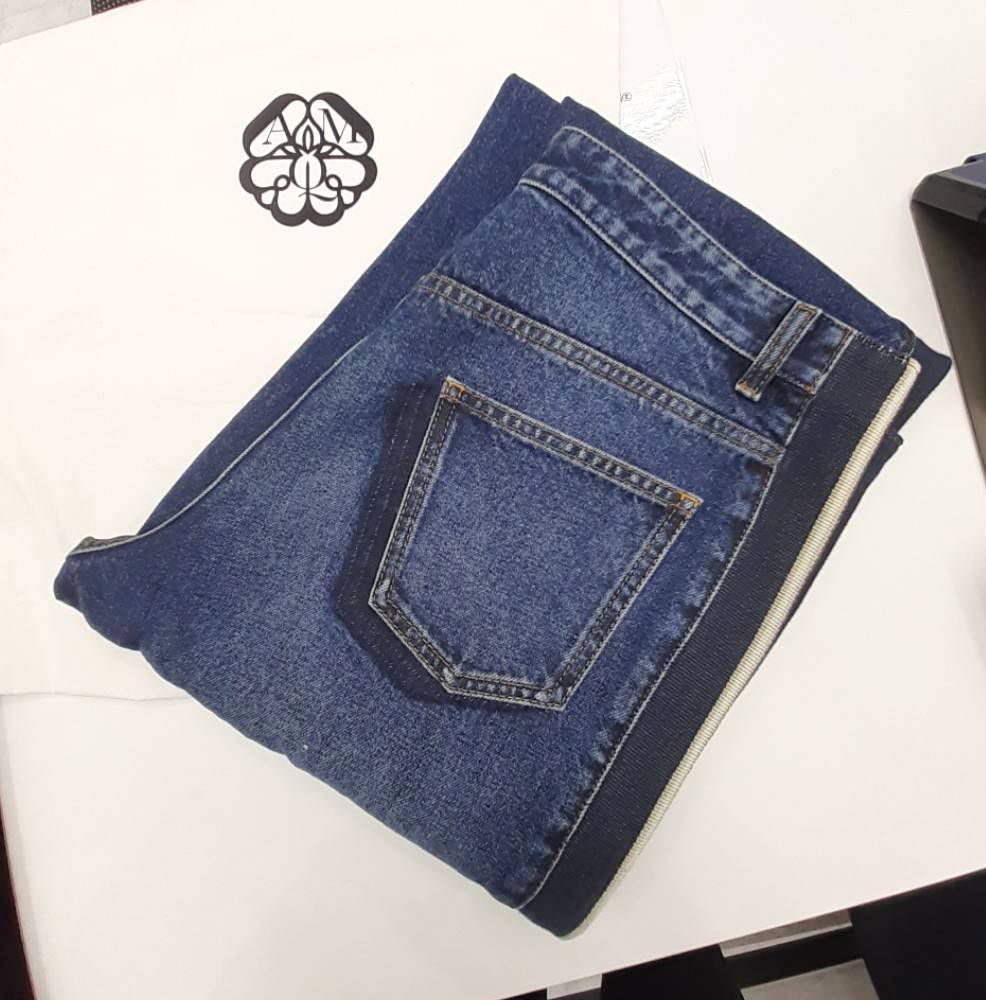 アレキサンダーマックイーン パンツ