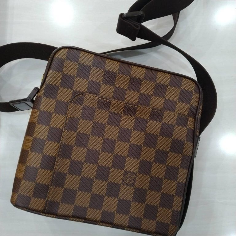 ヴィトン　バッグ