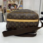 買取のサカイ イズミヤ八尾店