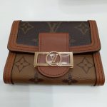 ルイヴィトン ポルトフォイユ・ドフィーヌコンパクト モノグラムリバース  M68725