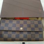 ヴィトン　財布