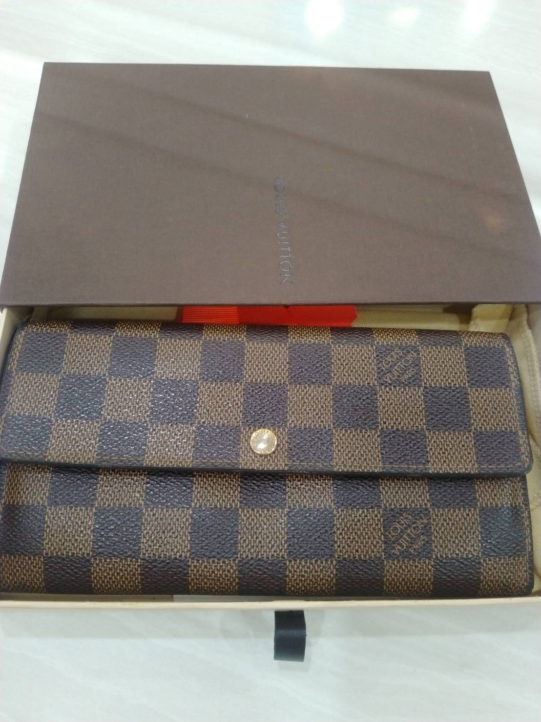 ヴィトン　財布