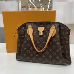 買取のサカイ イズミヤ八尾店