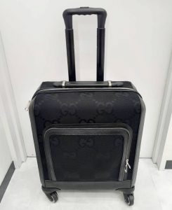 グッチ キャリーケース