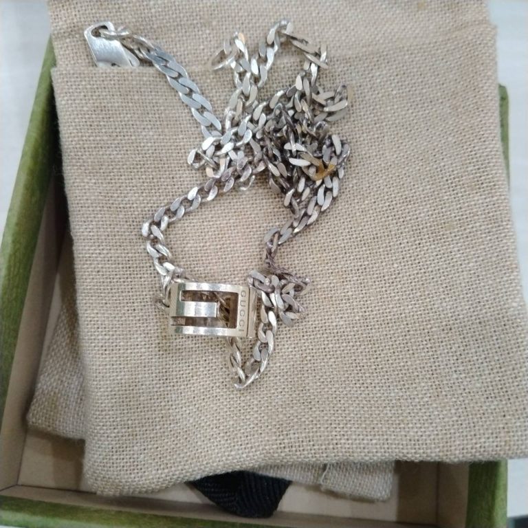 グッチ アクセサリー