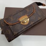 LOUIS VUITTON ルイヴィトン モノグラム ポルトフォイユ・アストリッド M61781 長財布