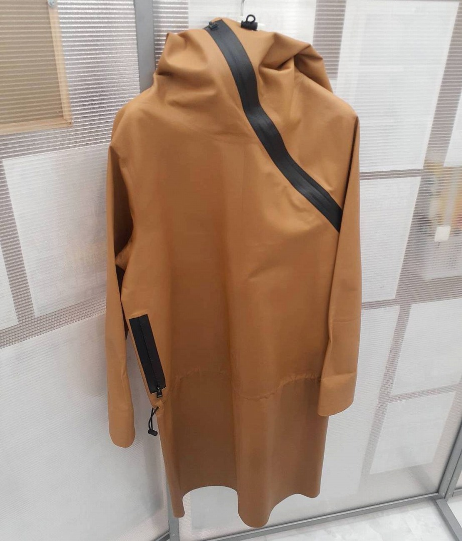 ボッテガ コート