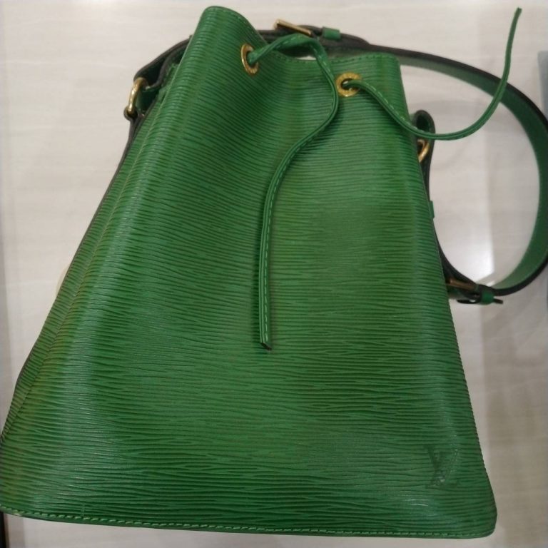 ヴィトン　バッグ