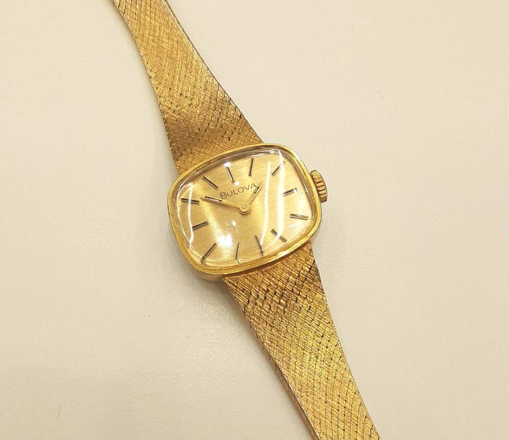 ブローバ 腕時計