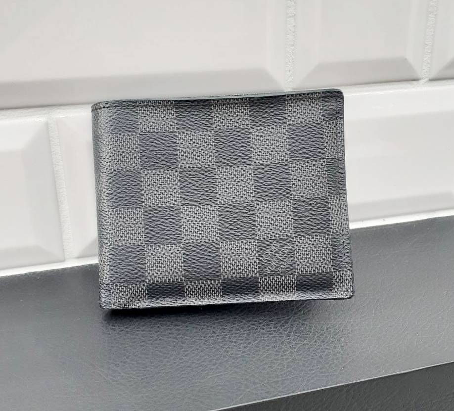 ヴィトン 財布