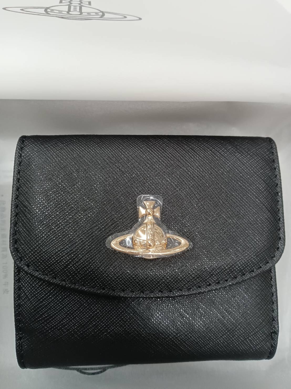 Vivienne Westwood 【モデル名】ヴィヴィアンウエストウッド オーブ コンパクト財布